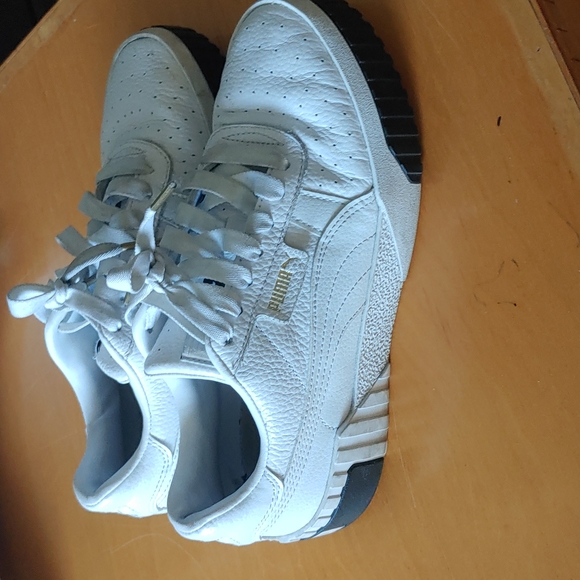 Leather Puma Cali Platform Sneaker - Picture 3 of 6